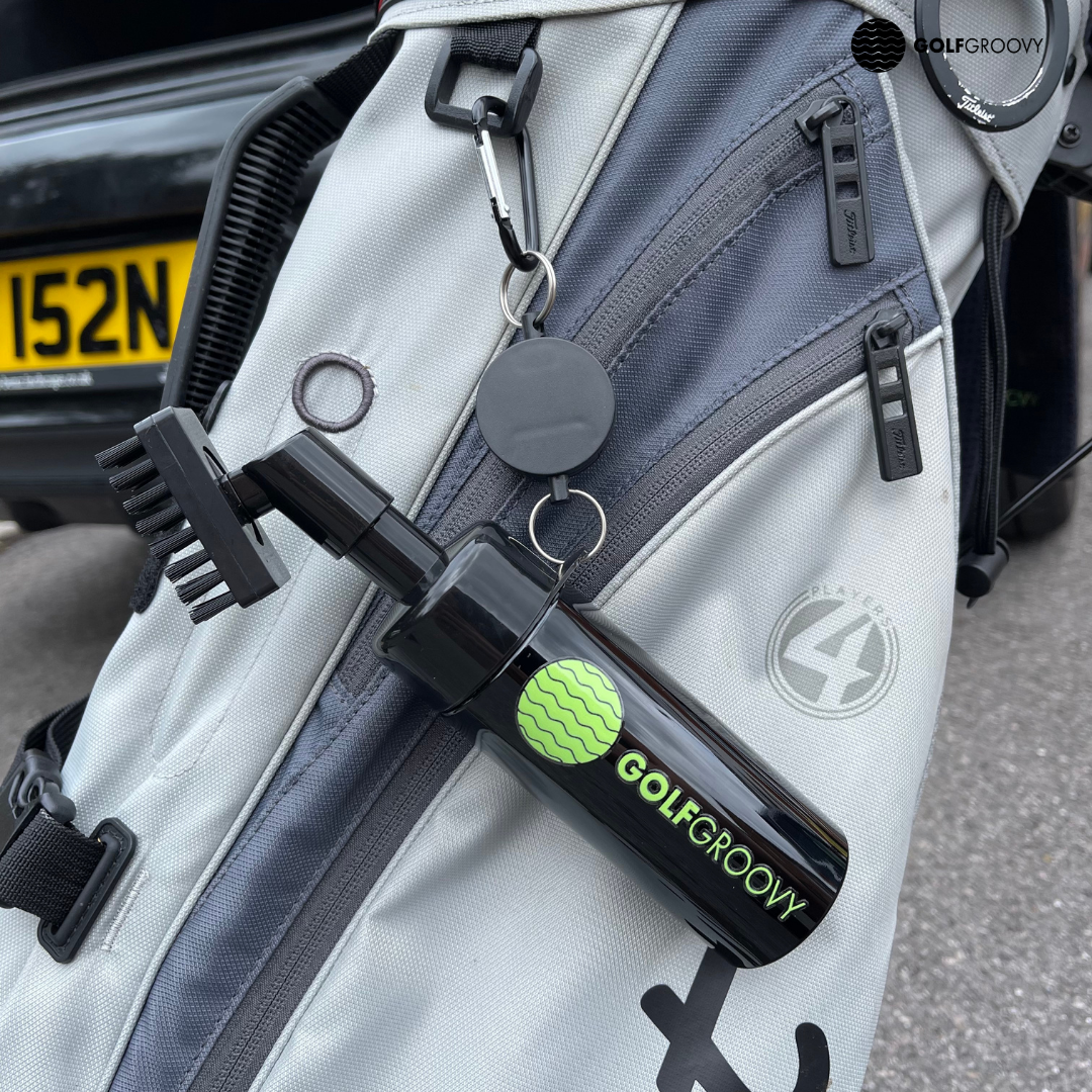 GOLF GROOVY Premium Golf Club Groove Cleaning Brush, Built in Water Spray, Magnetic Attachment, Portable Cleaner Tool, Golf Gift, 200 ml