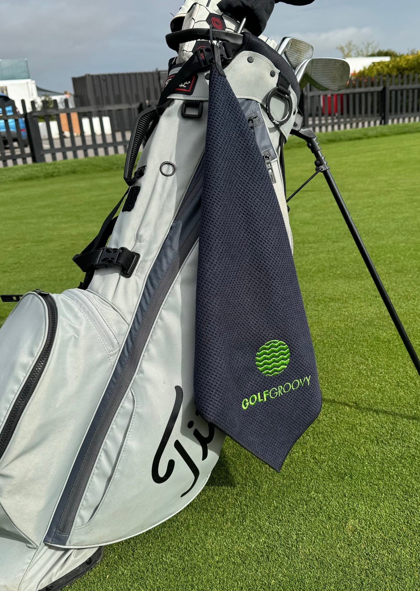 golf groovy super absorbant golf towel micro fibre